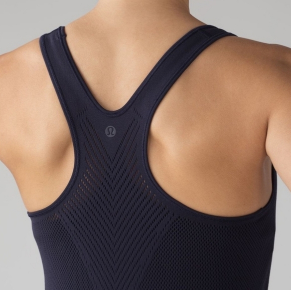 Lululemon Reveal Racerback Wourkout Tank - Picture 3 of 9